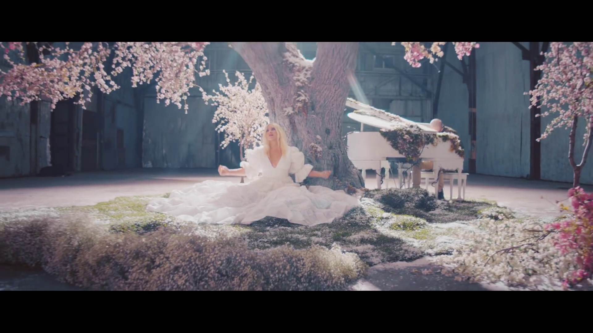 Fall_On_Me_MV-80.jpg