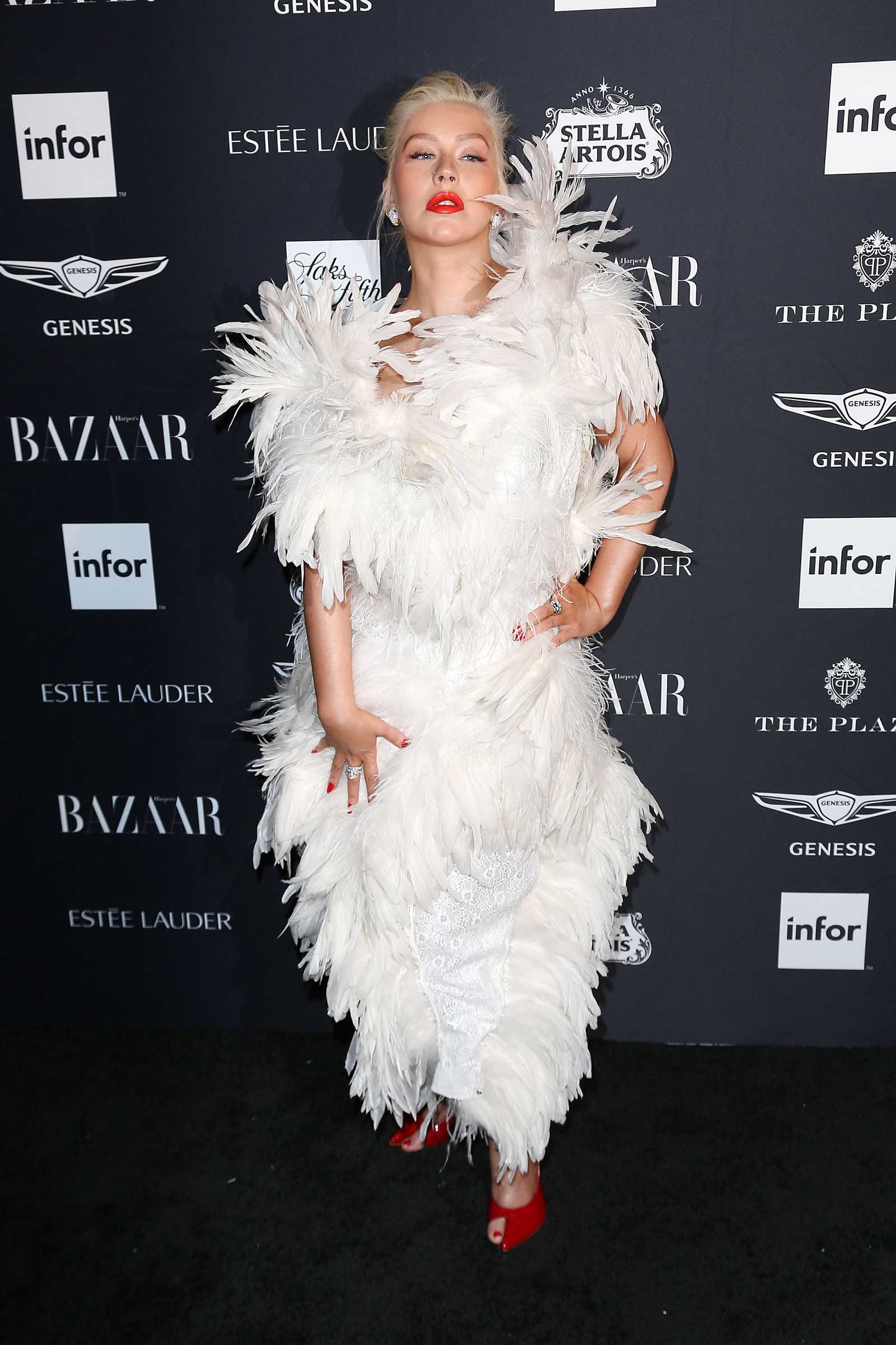 Harper_s_BAZAAR_Celebrates__ICONS_By_Carine_Roitfeld__-_September_7-14.jpg