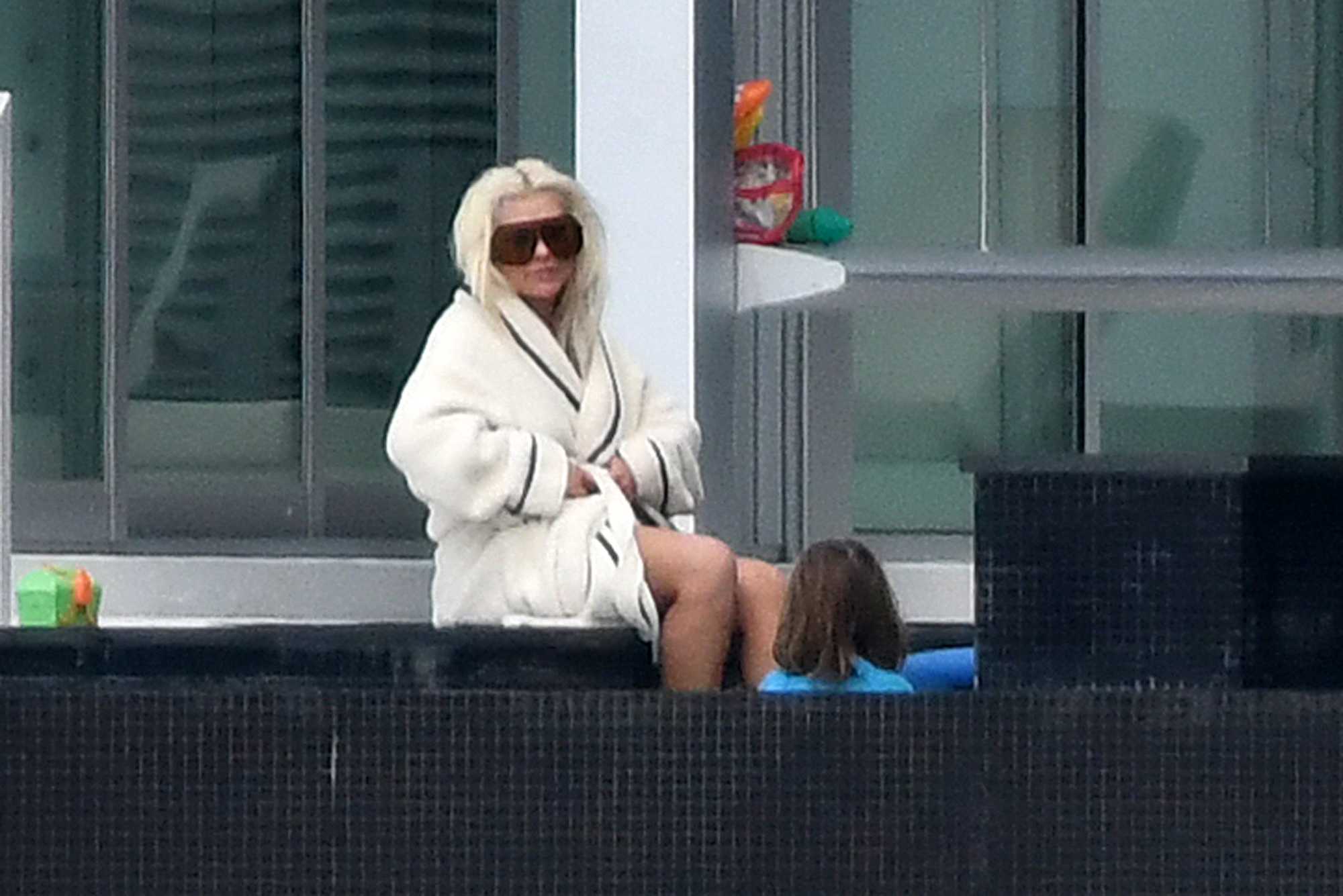 In_Miami_-_February_12_01.jpg