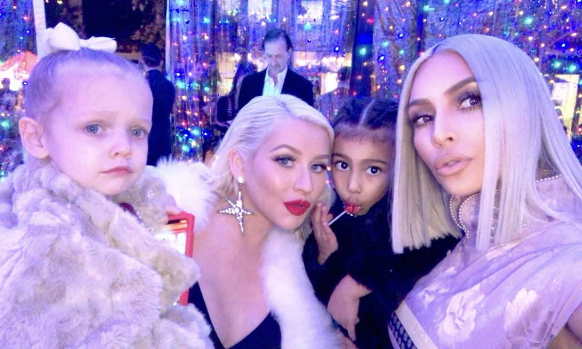 Kim_Kardashian_Christmas_Party_-_December_24-01.jpg
