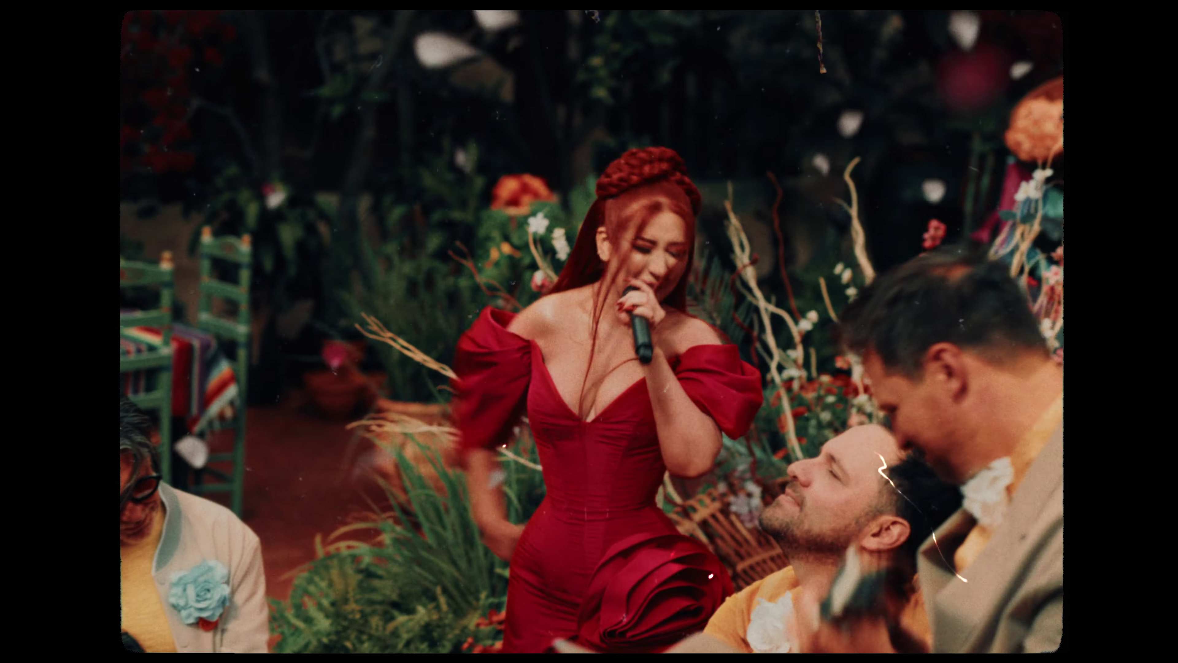 La_Reina_screen_captures_281129.jpg
