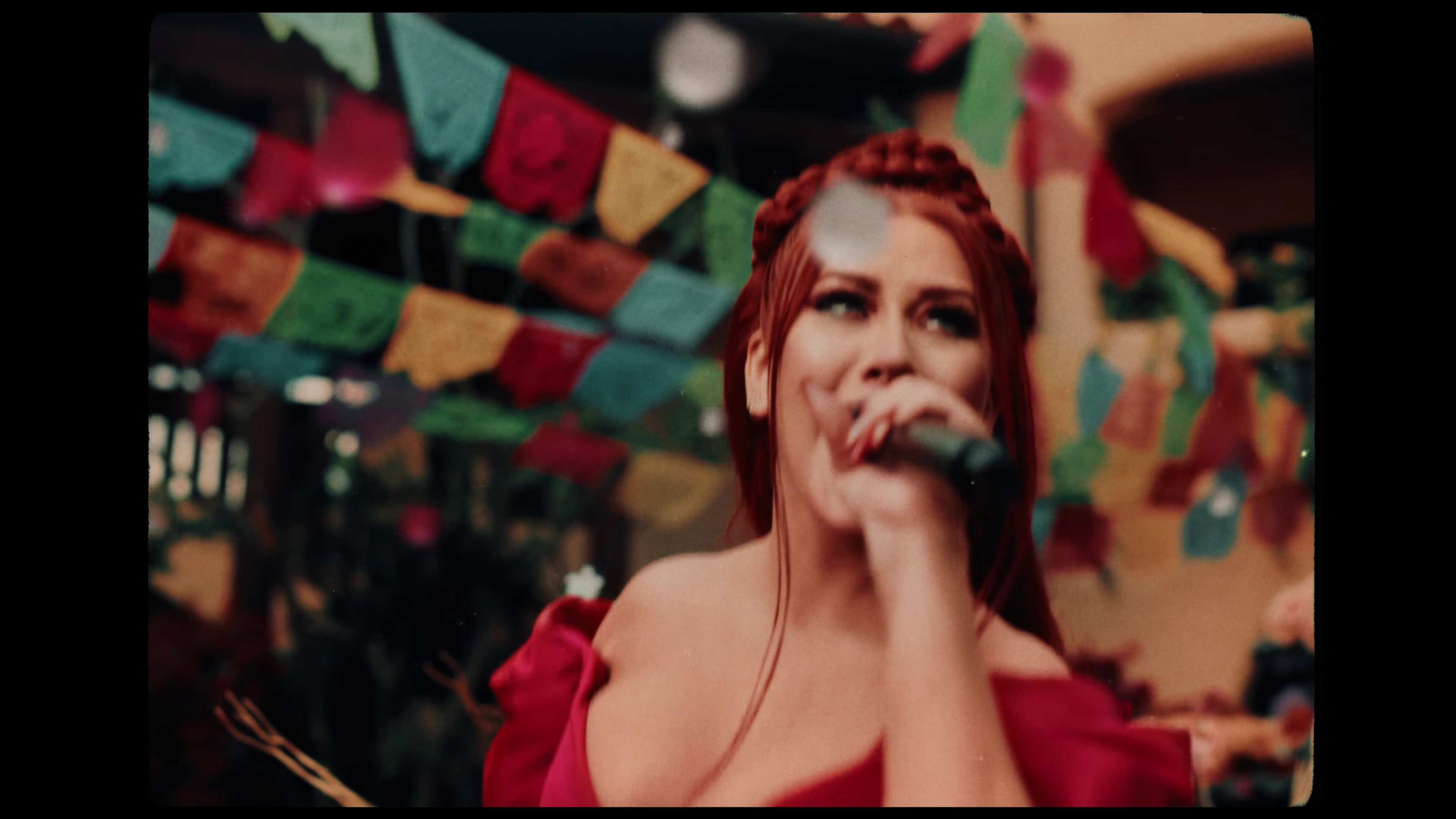 La_Reina_screen_captures_281229.jpg