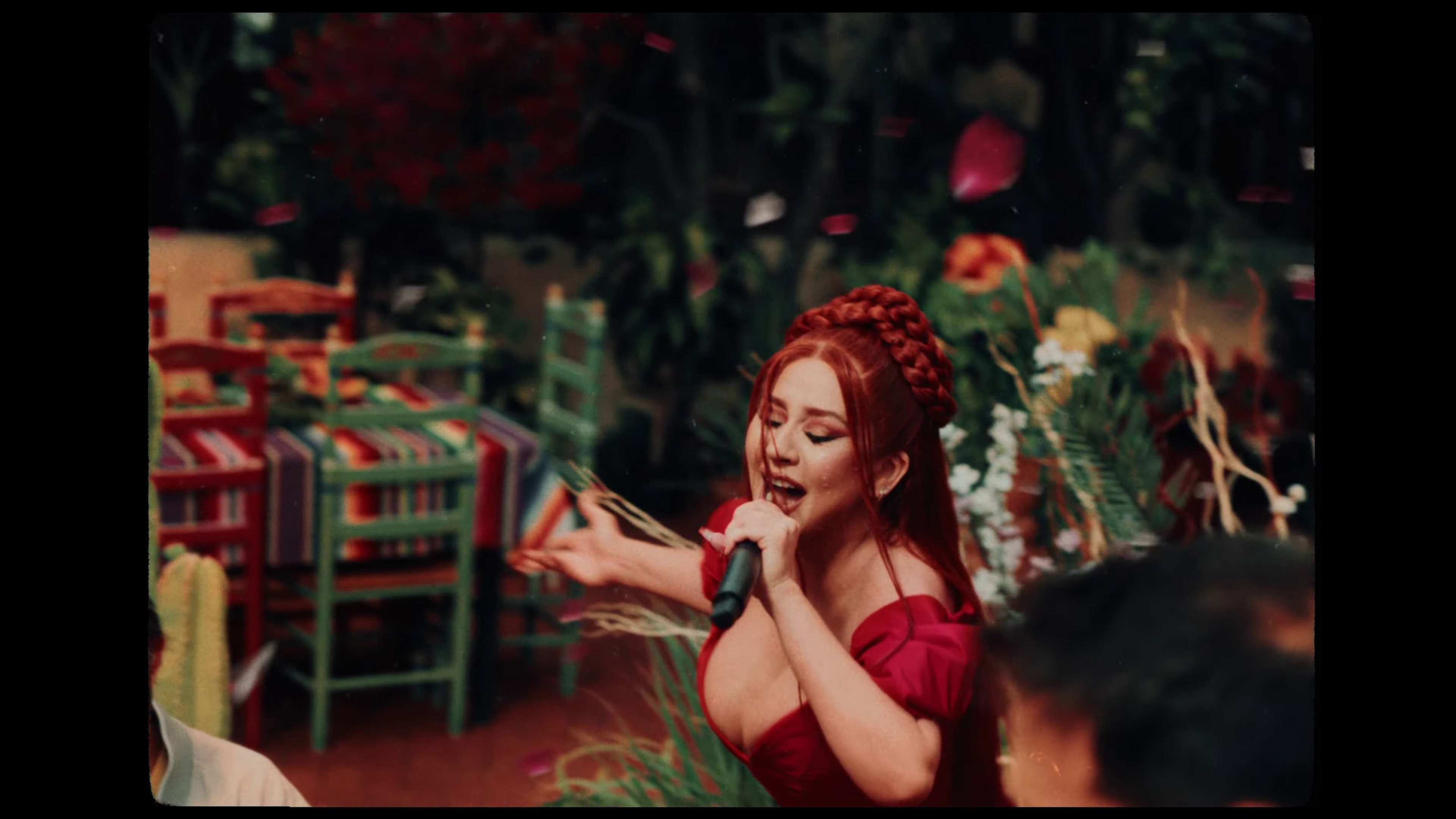 La_Reina_screen_captures_282029.jpg