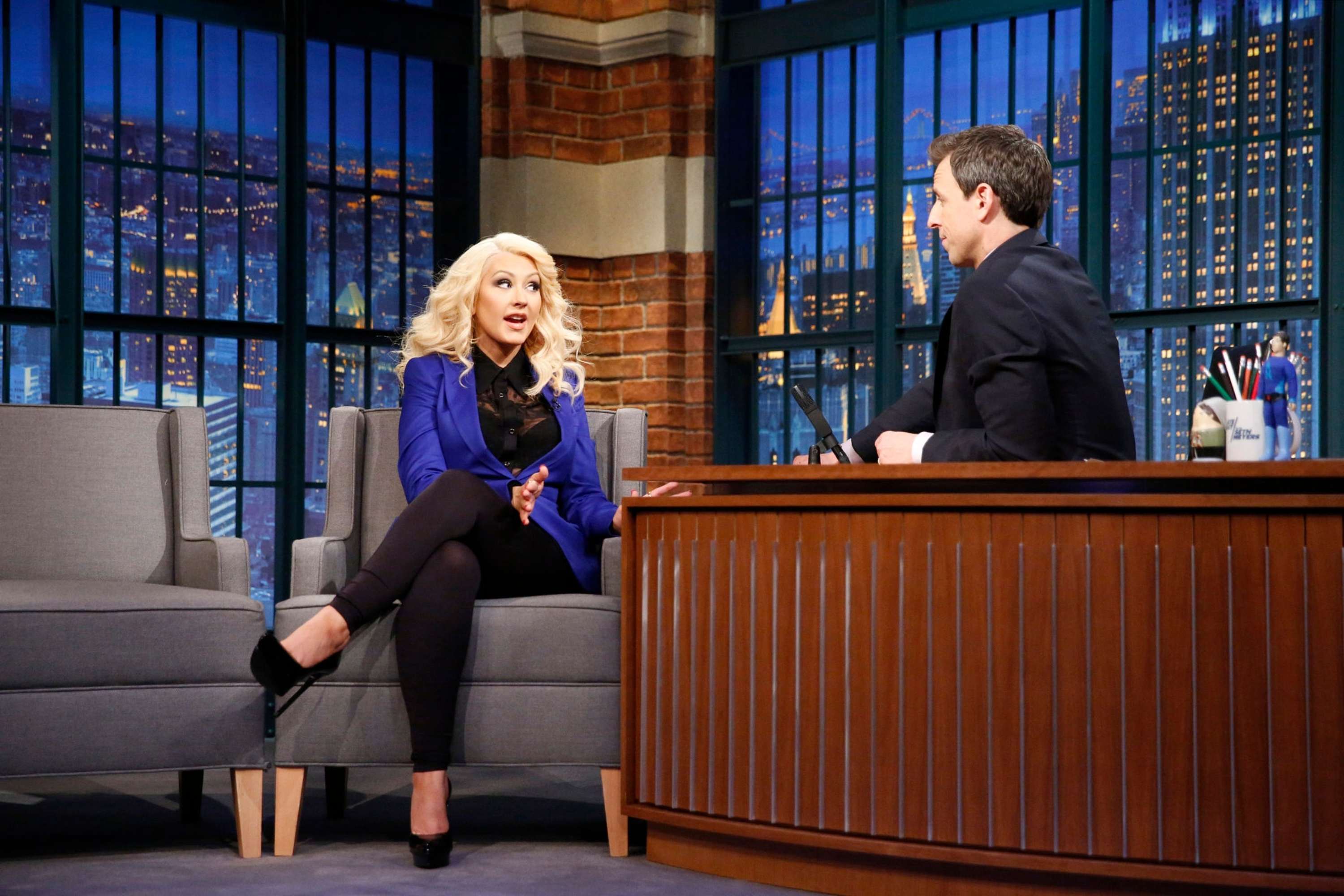Late_Night_with_Seth_Meyers_-_Season_2_28129.jpg