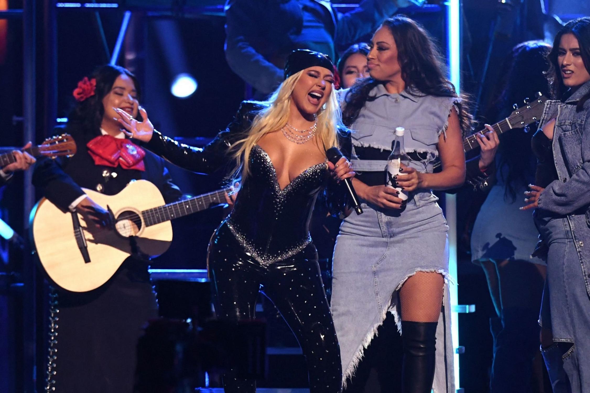 Latin_Grammy_Performance08.jpg
