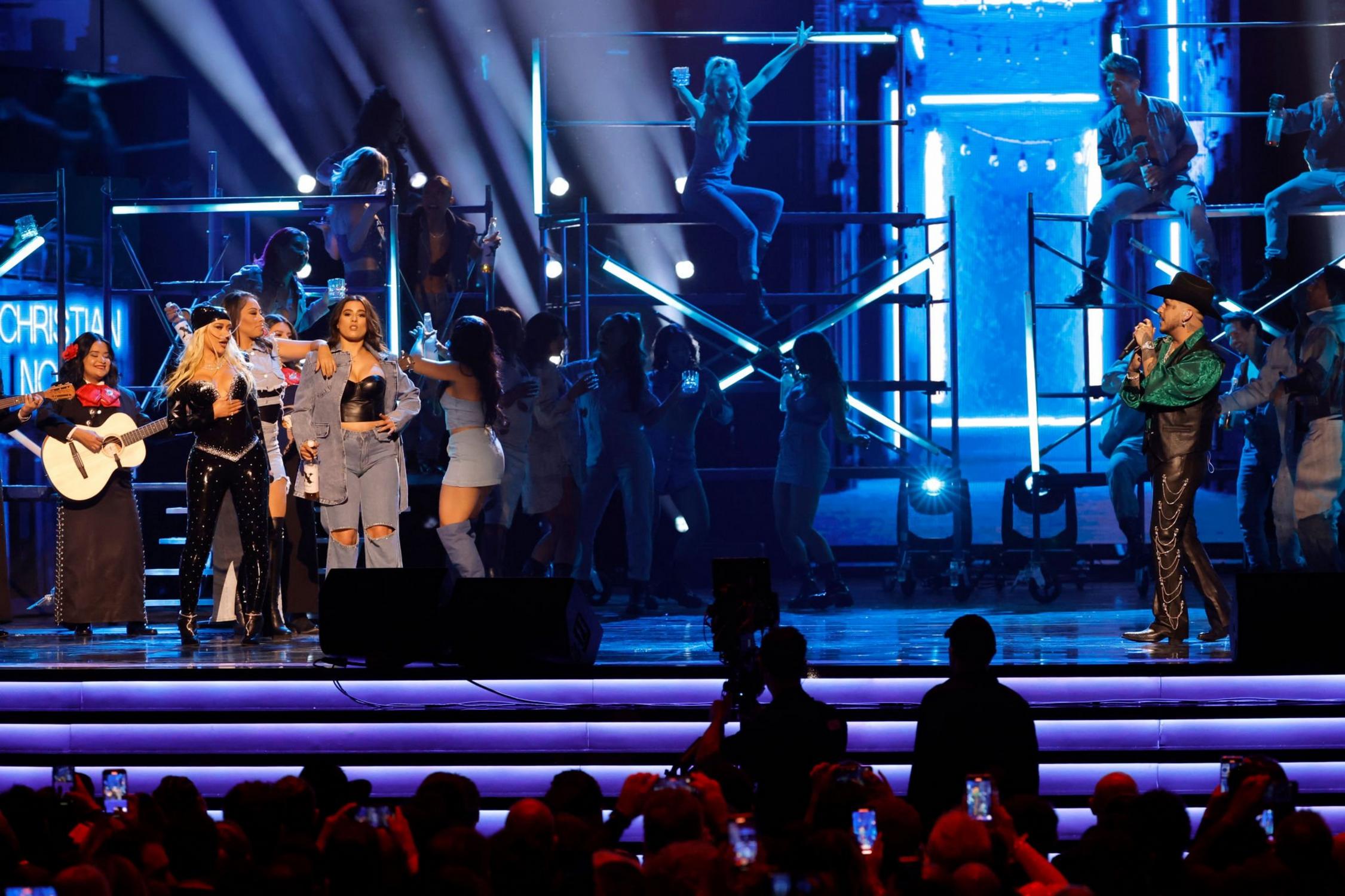 Latin_Grammy_Performance14.jpg