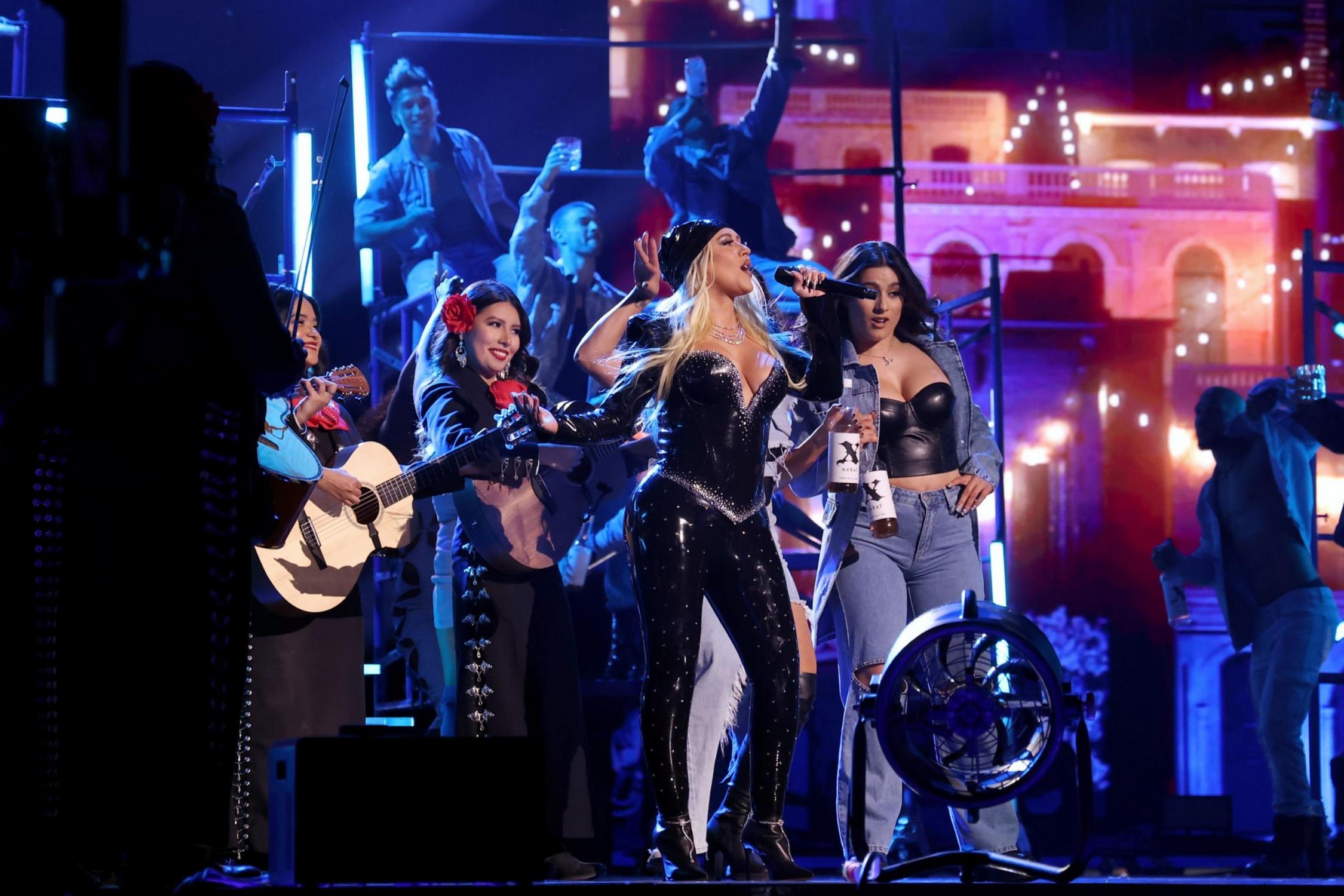 Latin_Grammy_Performance50.jpg