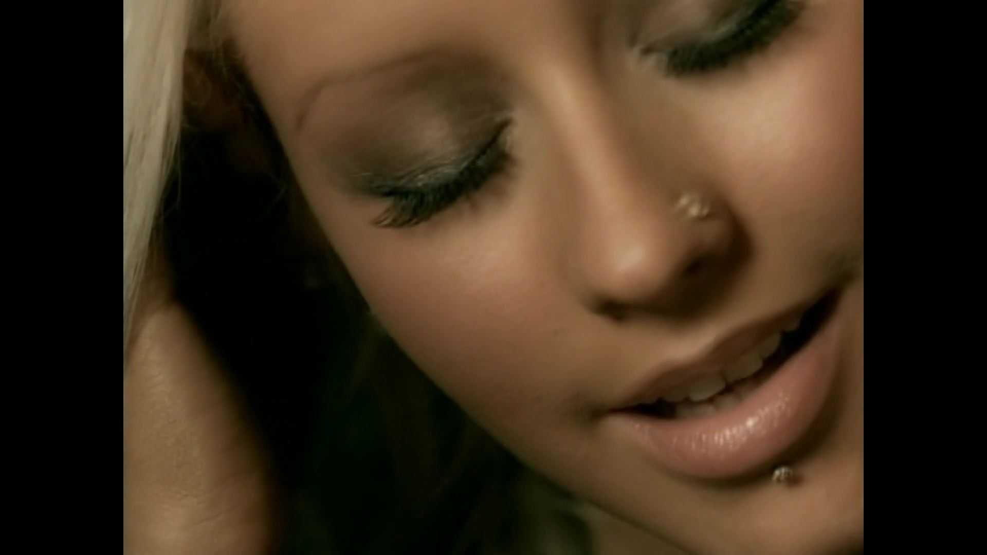 Music_Video_-_Beautiful-03.jpg