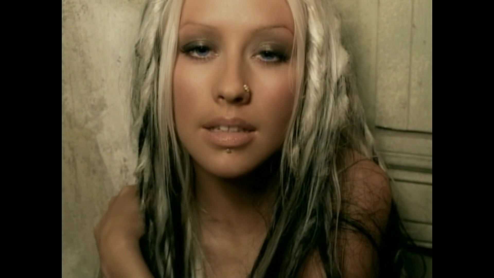 Music_Video_-_Beautiful-07.jpg