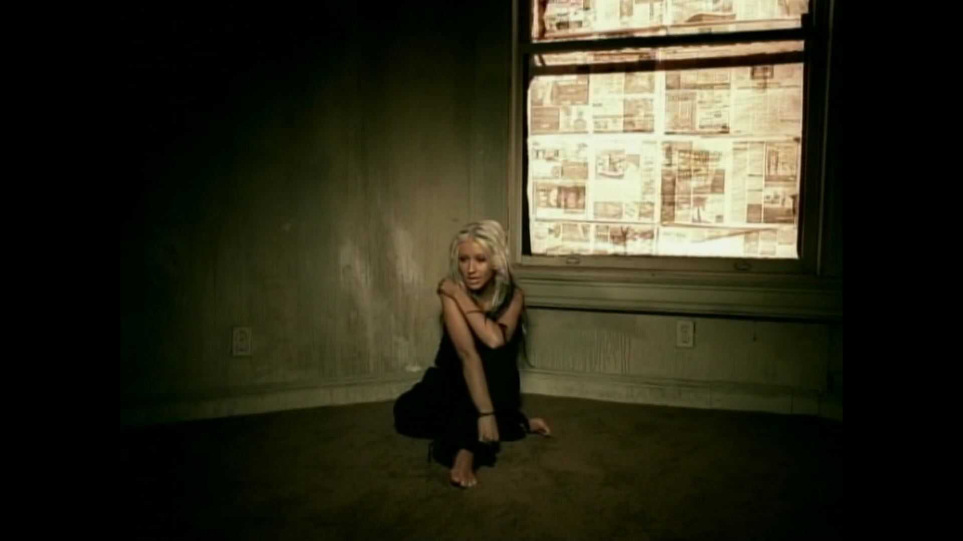 Music_Video_-_Beautiful-09.jpg
