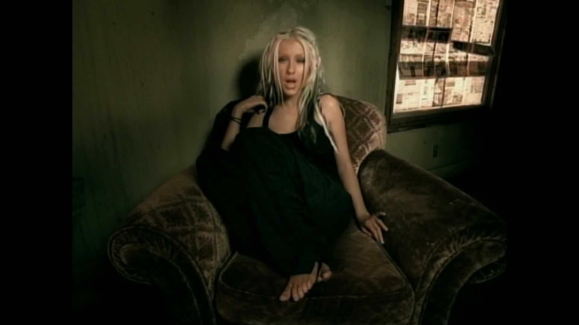Music_Video_-_Beautiful-23.jpg