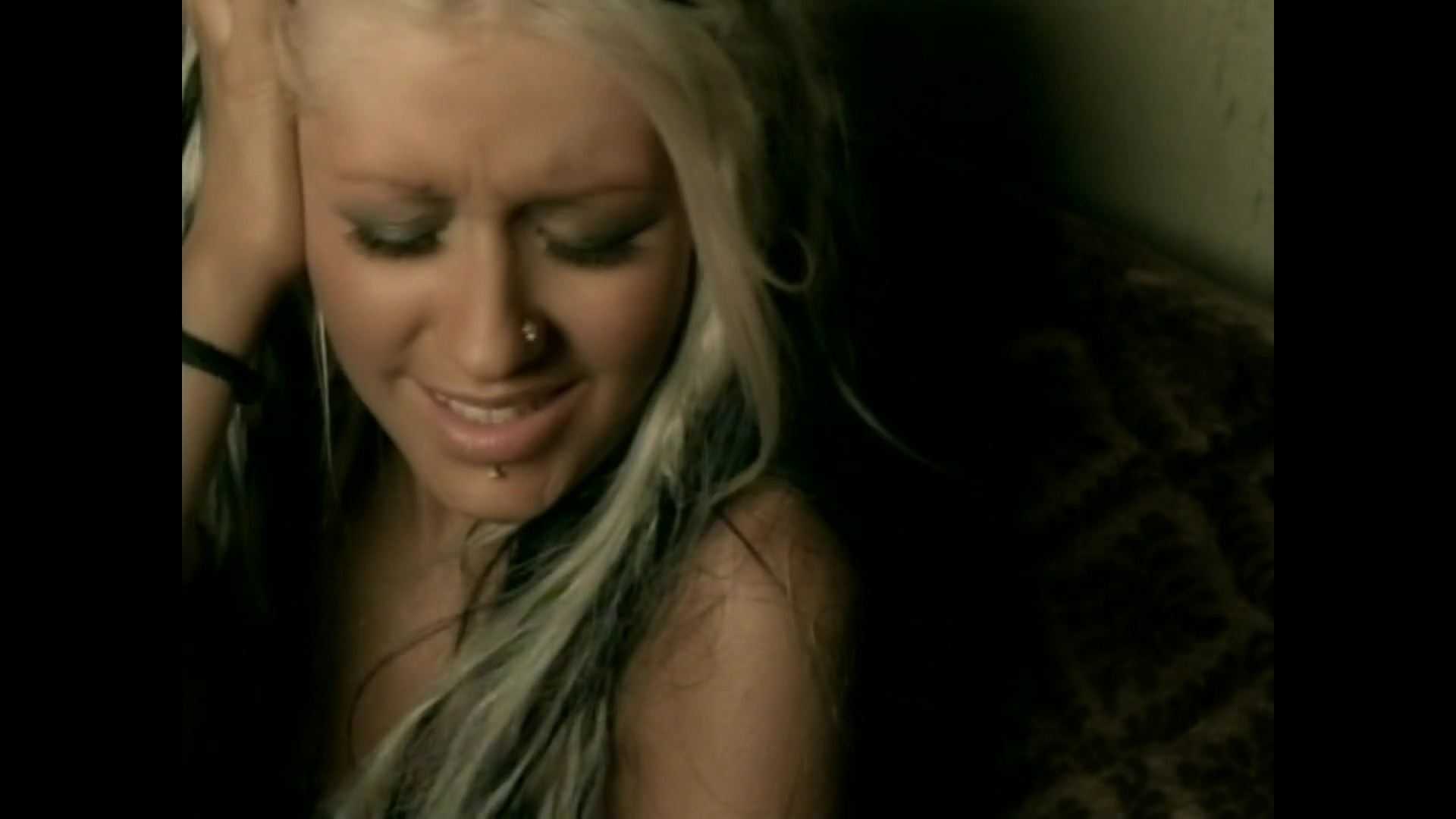 Music_Video_-_Beautiful-27.jpg