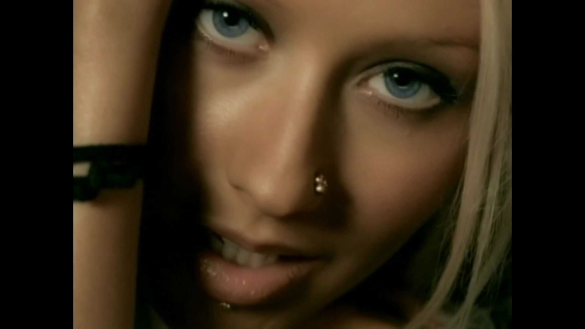 Music_Video_-_Beautiful-36.jpg