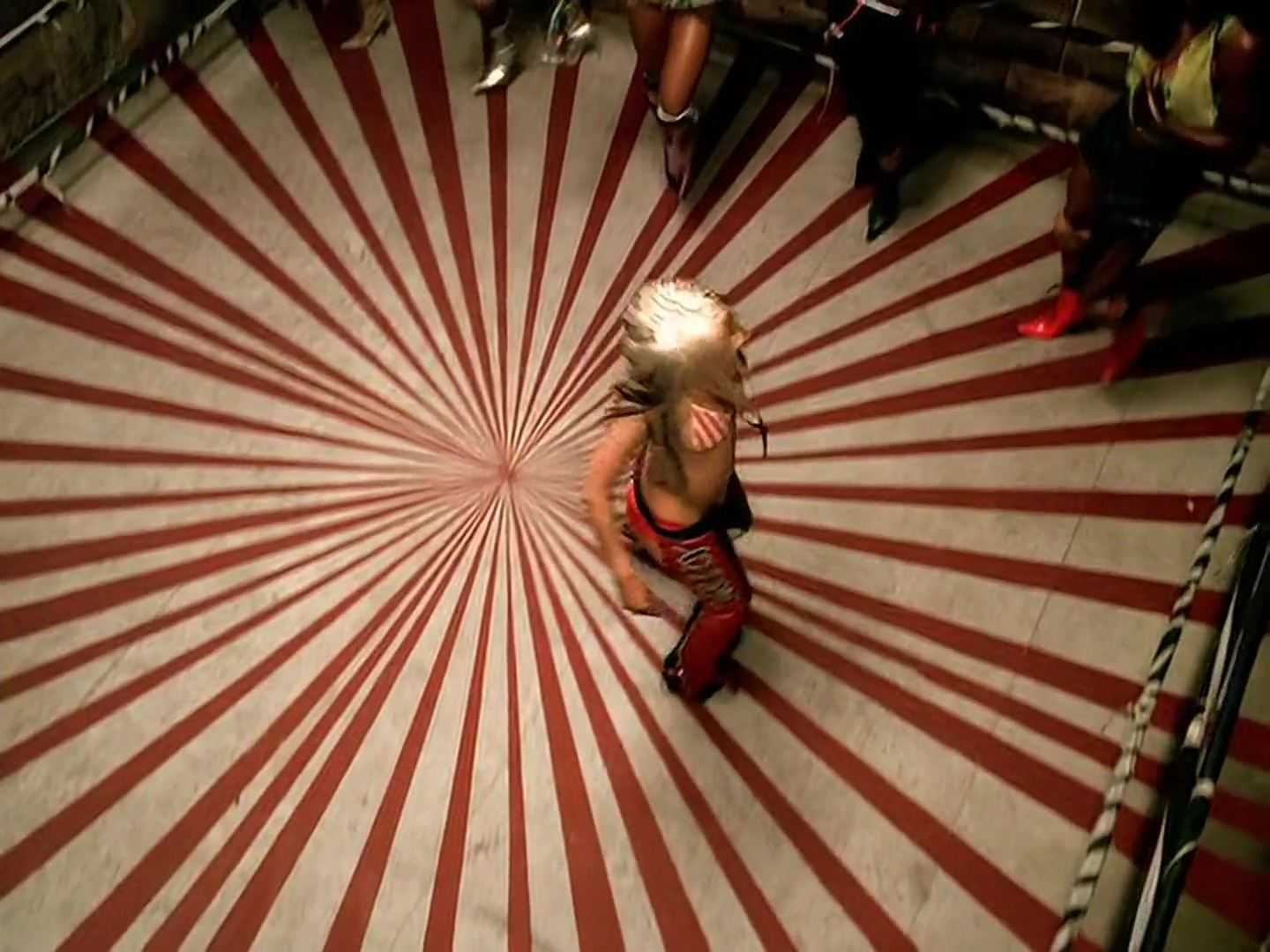 Music_Video_-_Dirrty-13.jpg