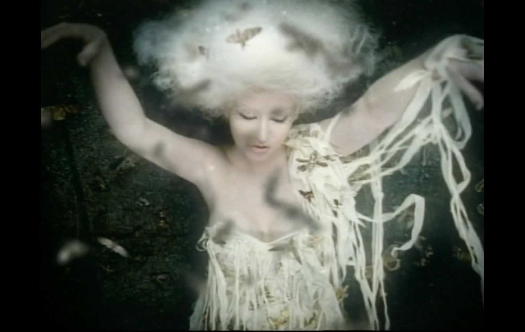 Music_Video_-_Fighter-23.jpg