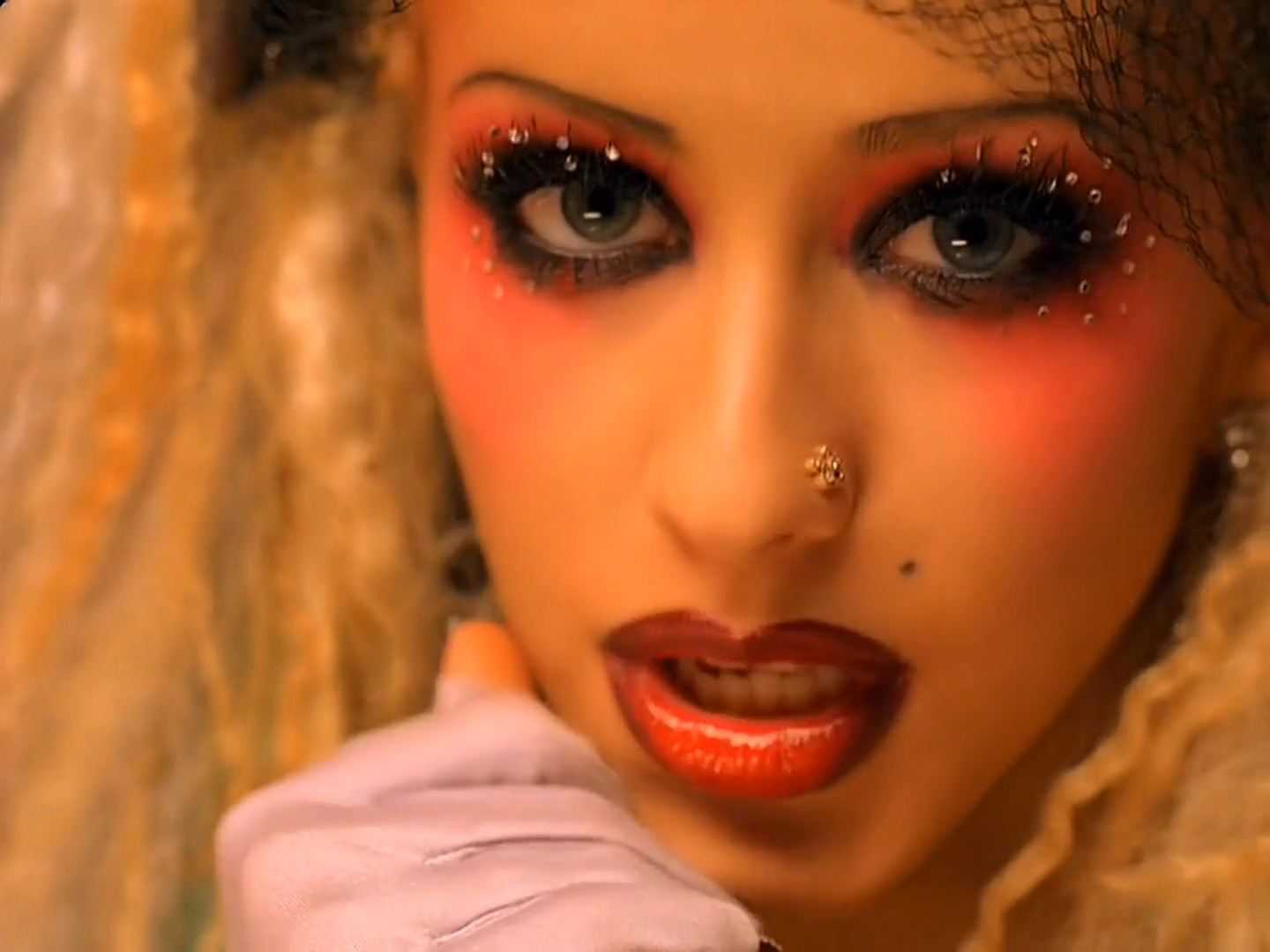 Music_Video_-_Lady_Marmalade-25.jpg