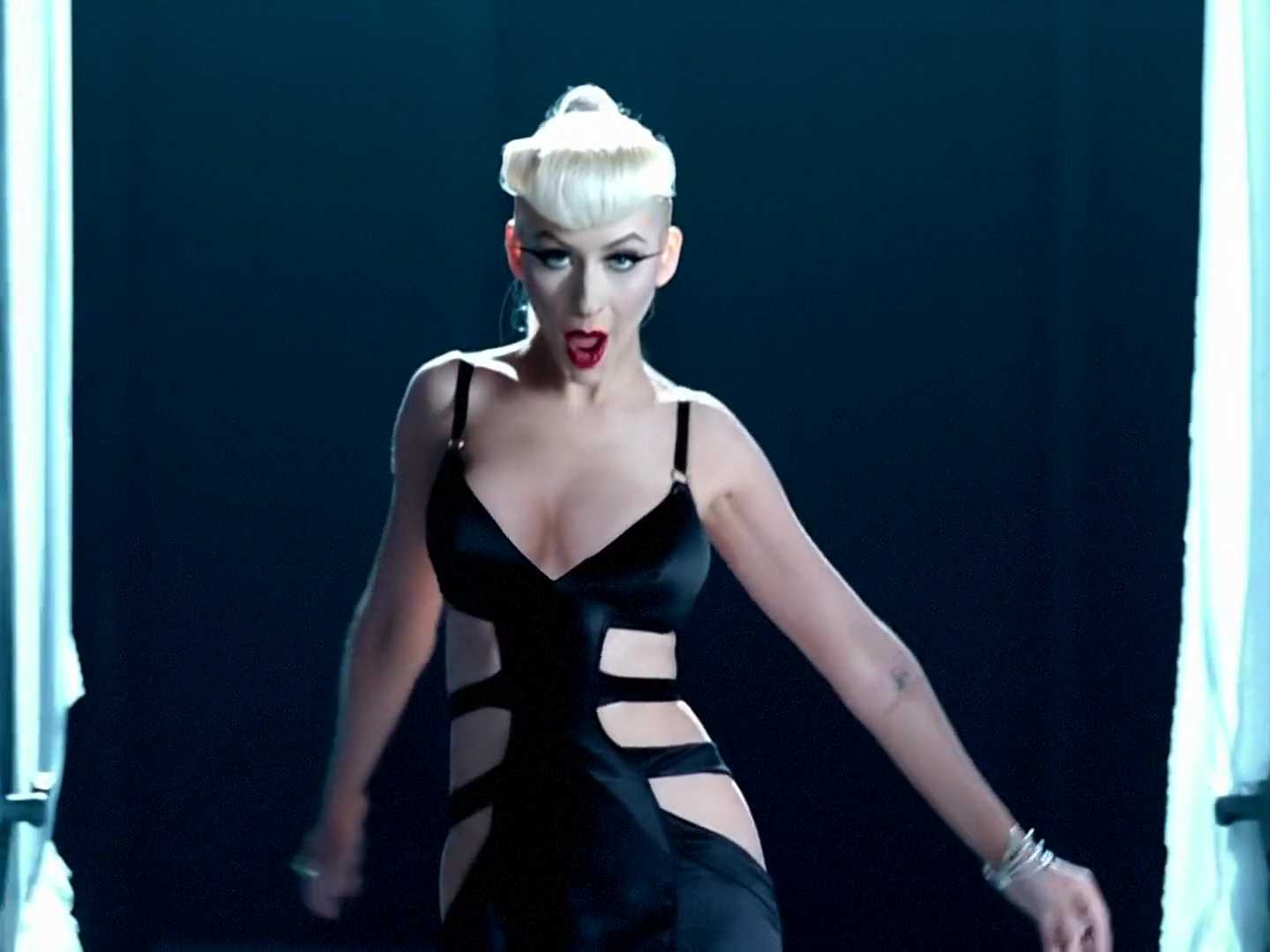 Music_Video_-_Not_myself_tonight-45.jpg