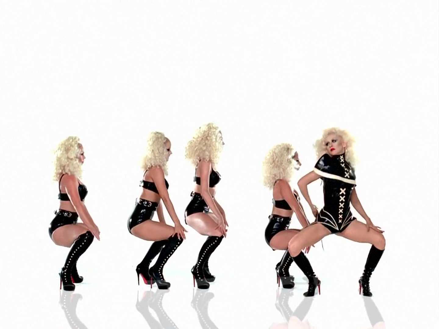 Music_Video_-_Not_myself_tonight-46.jpg