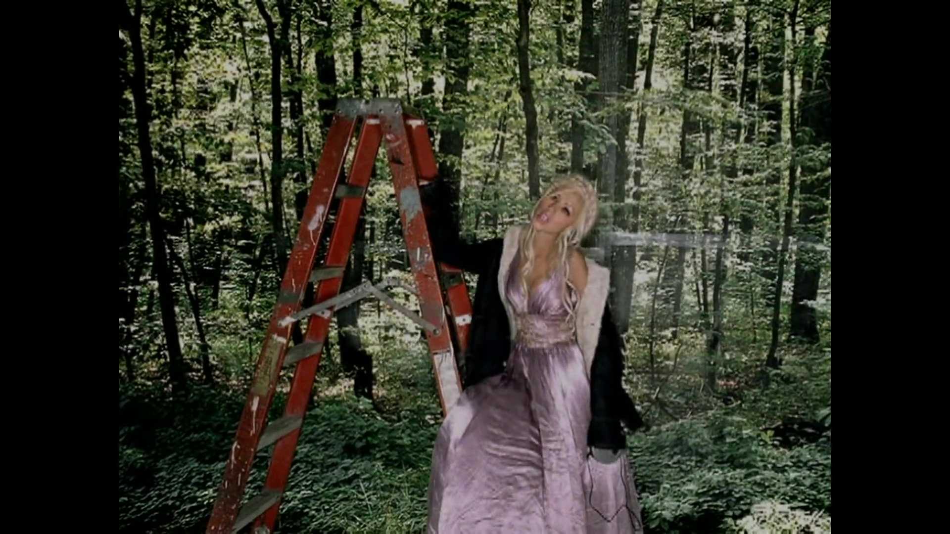 Music_Video_-_Pero_Me_Acuerdo_De_Ti-27.jpg