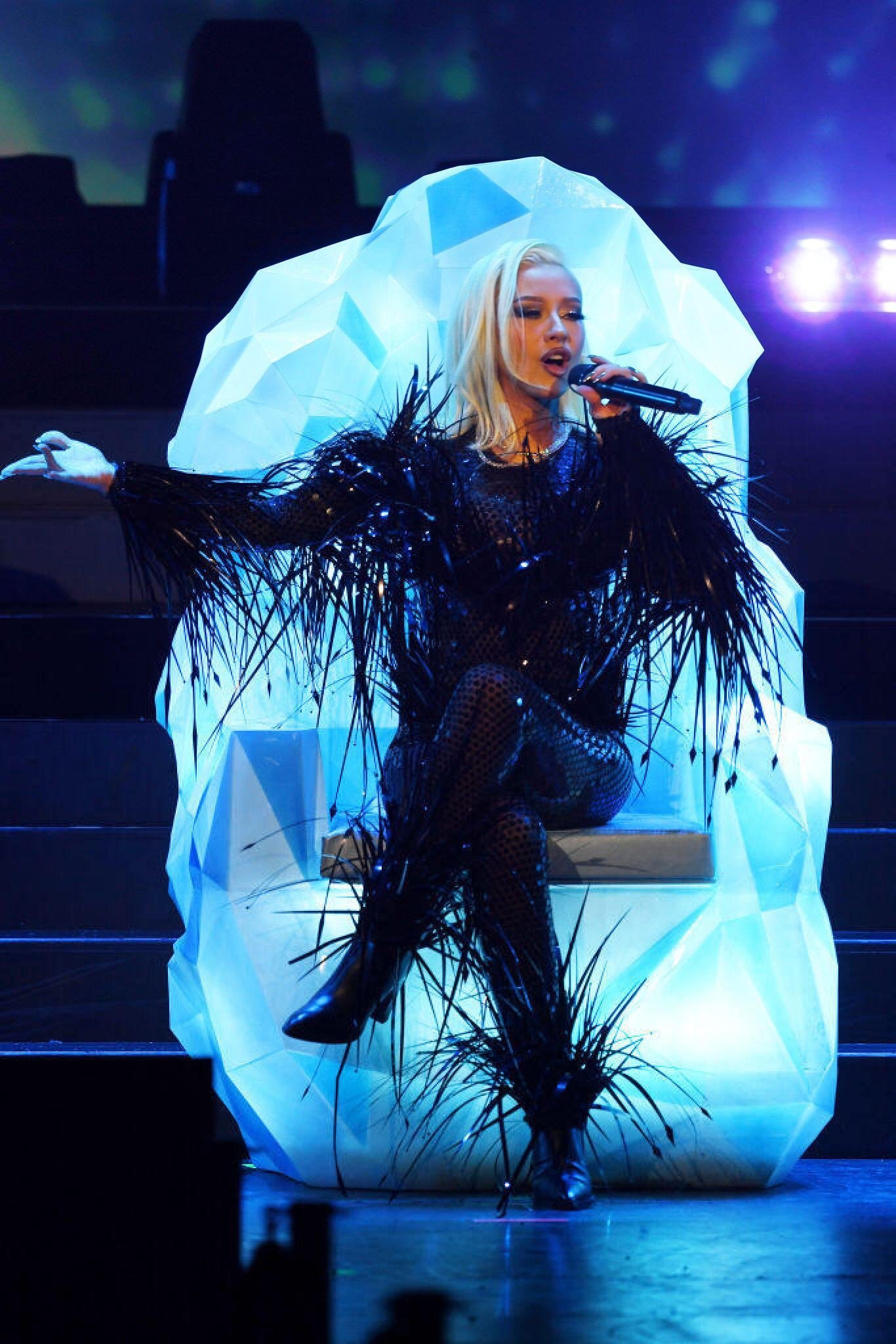 Opening_Night_Show_At_Voltaire_At_The_Venetian_Resort_Las_Vegas_-_December_3001.jpg