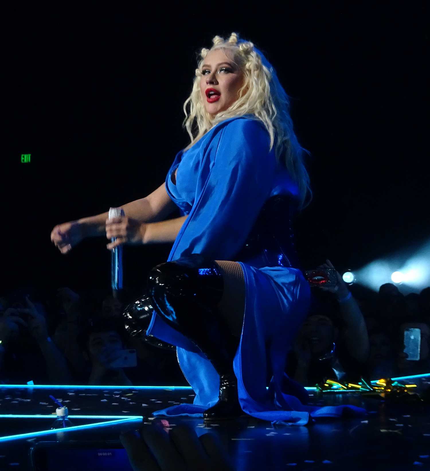 Performance_-_May_312C_2019-01~0.jpg