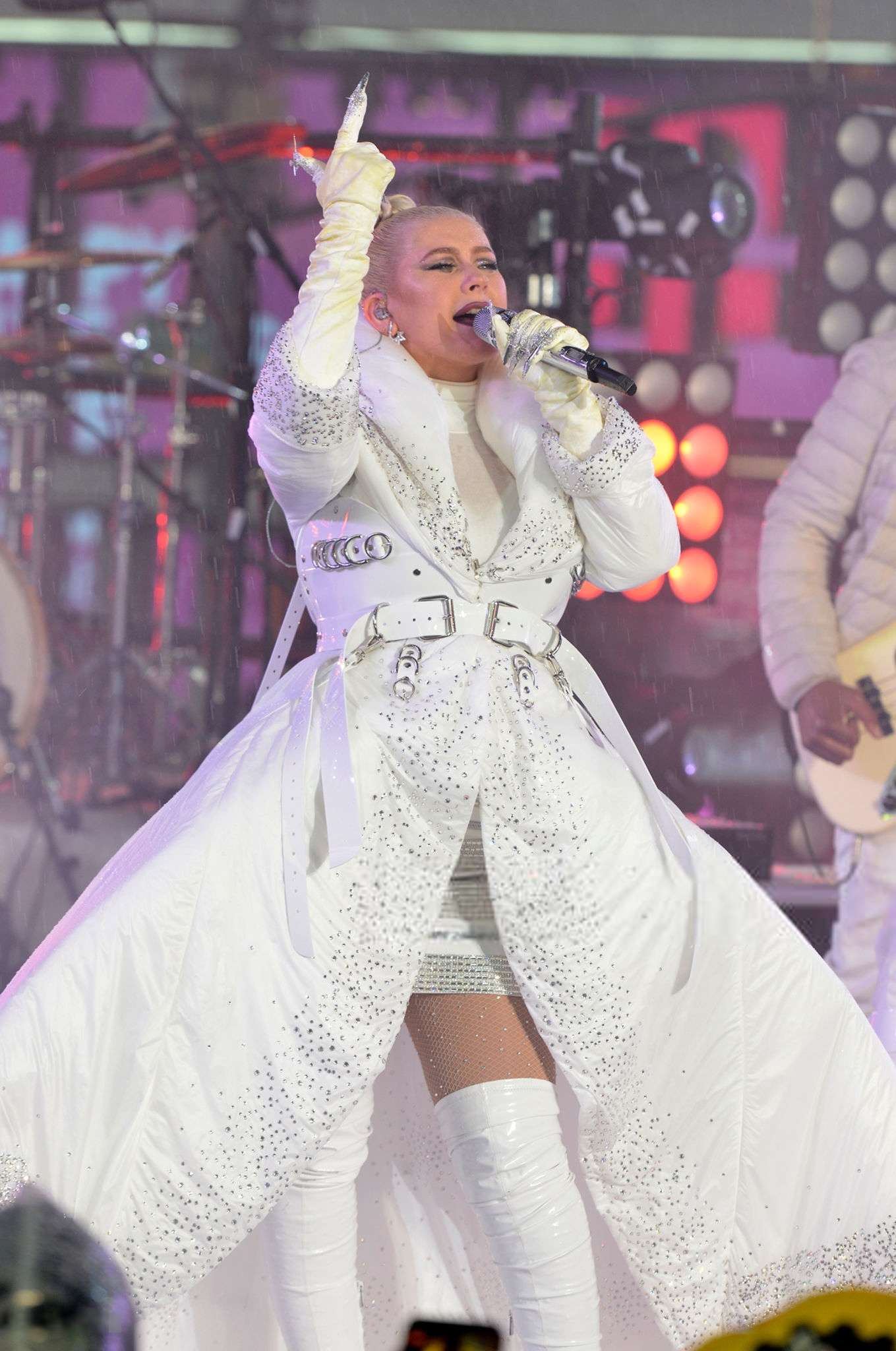 Performing_Dick_Clark_s_New_Year_s_Rockin__Eve_With_Ryan_Seacrest_2019_-_December_31-44.jpg