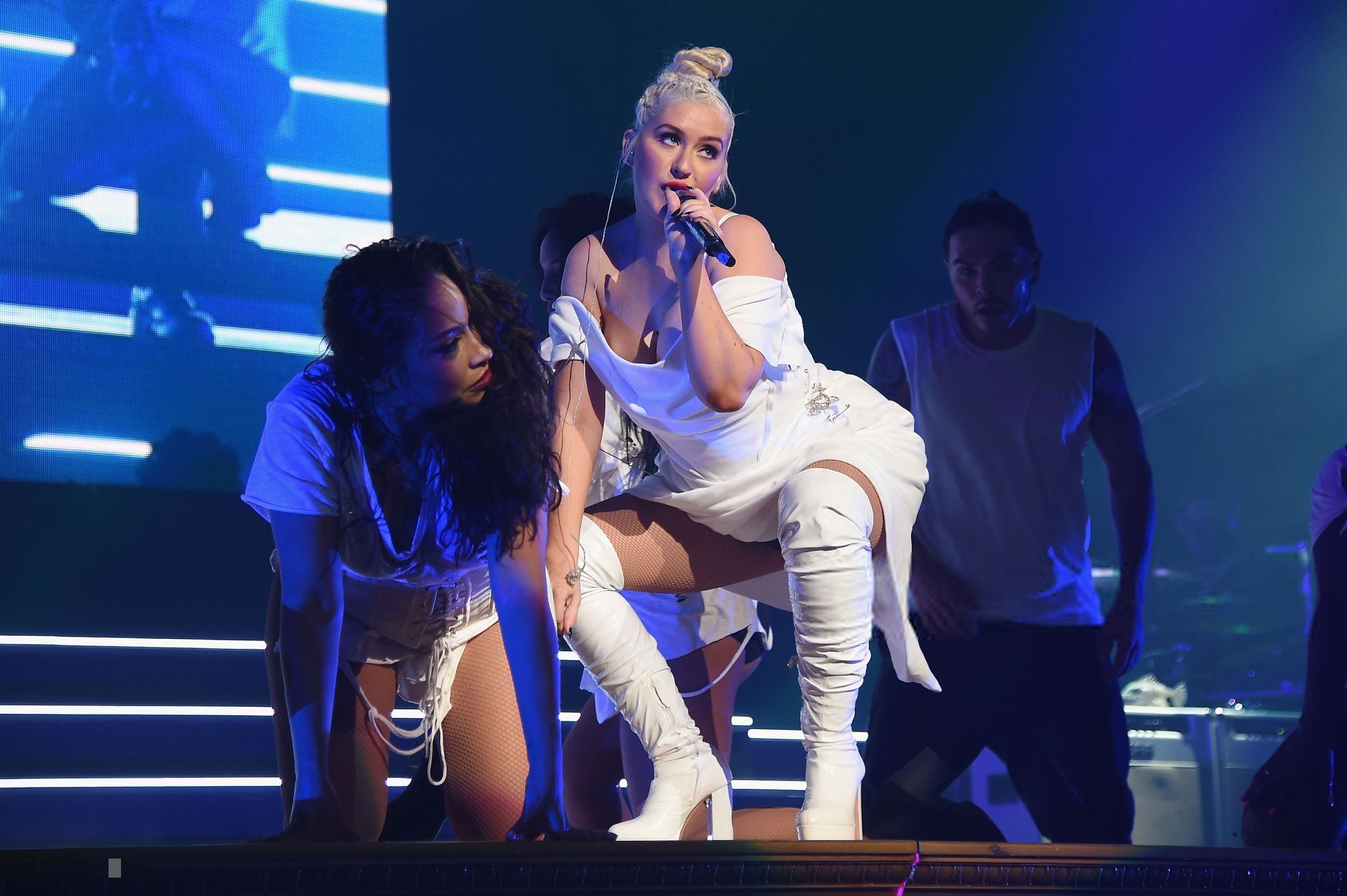 Radio_City_Music_Hall_in_New_York2C_NY_-_October_3-03~0.jpg