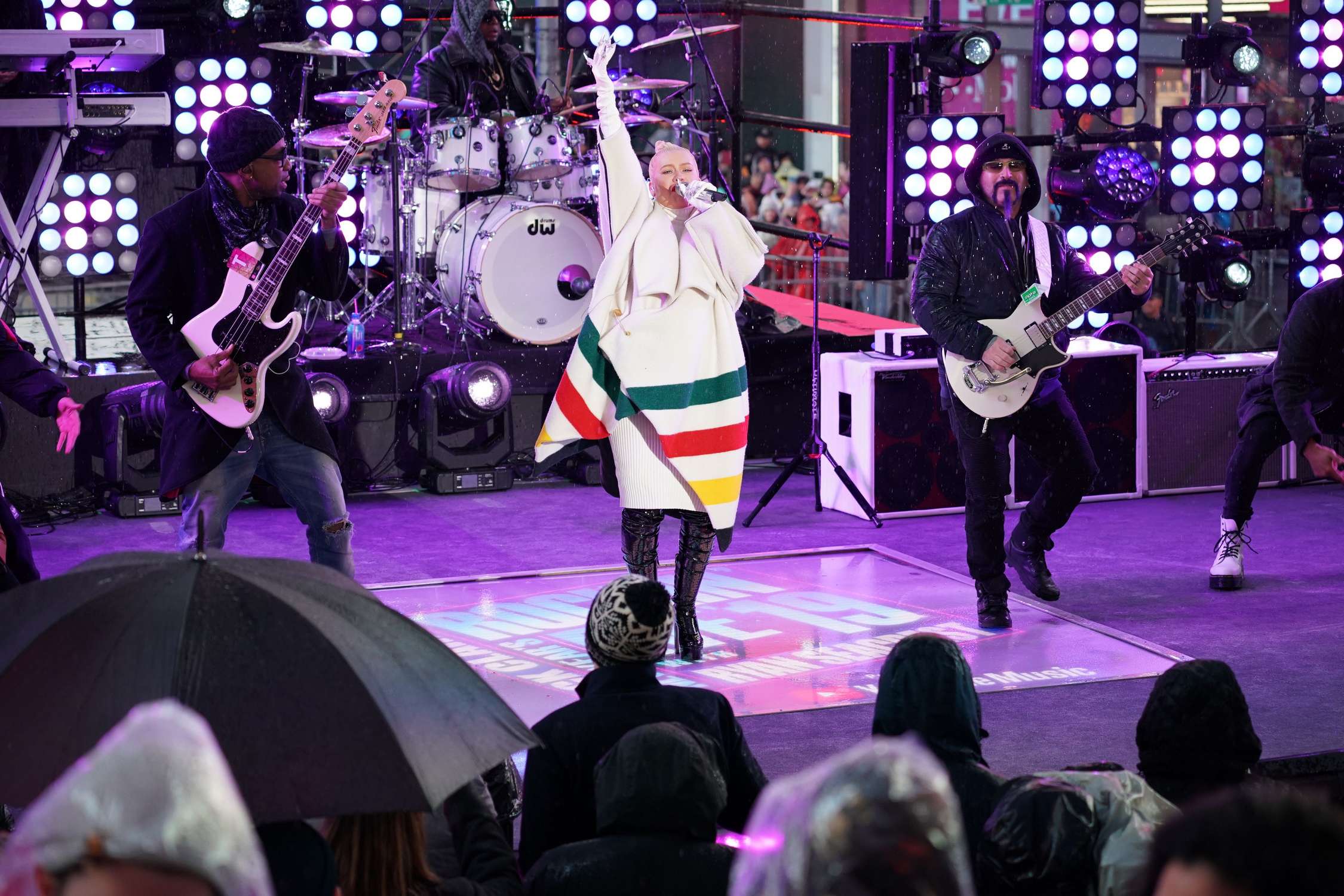 Soundcheck_Dick_Clark_s_New_Year_s_Rockin__Eve_With_Ryan_Seacrest_2019_-_December_31-01.JPG