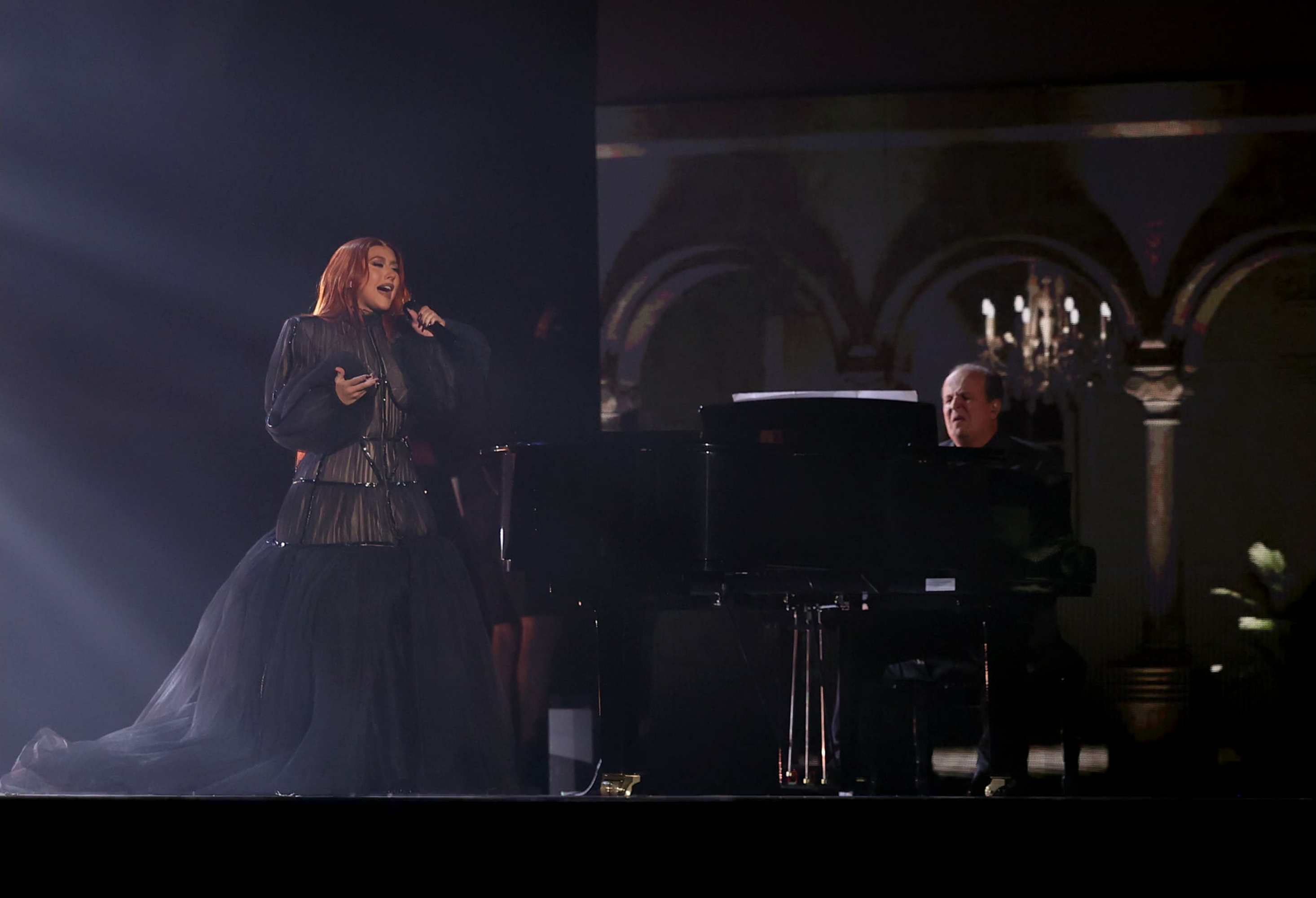 The_22nd_Annual_Latin_GRAMMY_Awards_Performance_-_November_1832.jpg