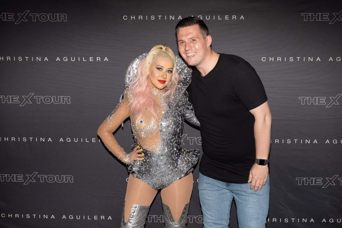 X_Tour_-_Meet_and_Greet-16.jpg