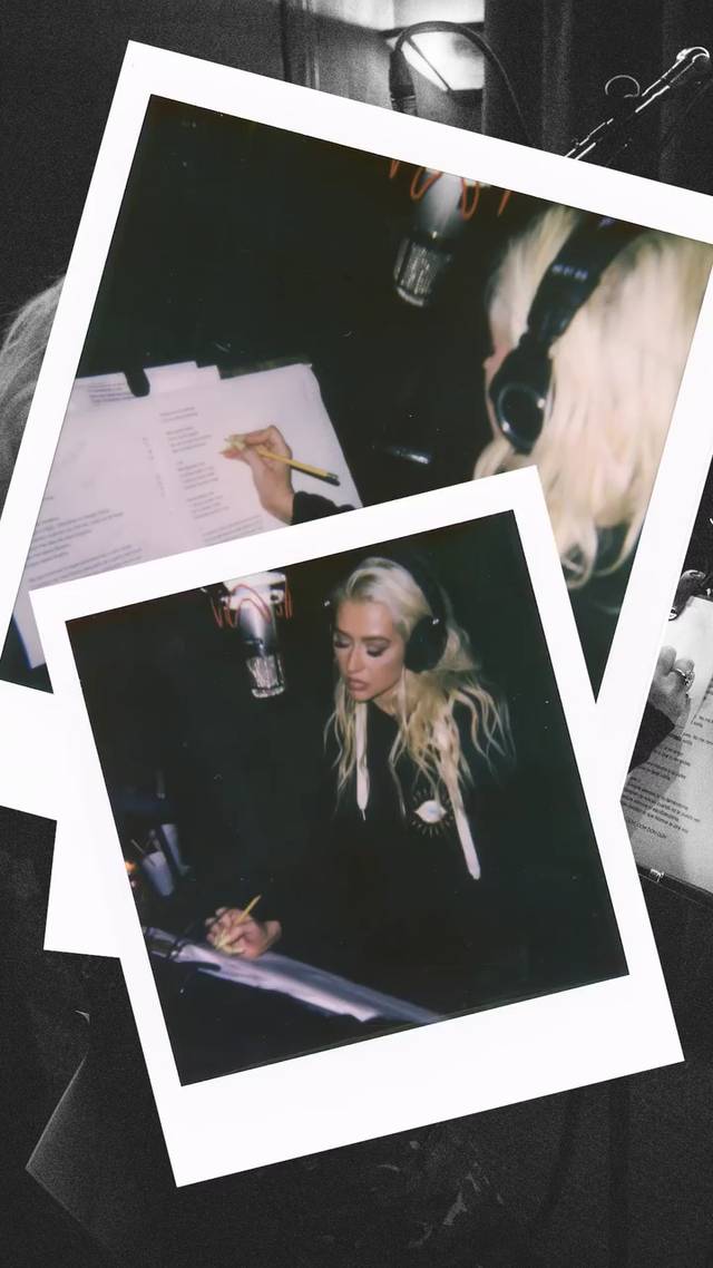 Xtina_Happy_New_Year_-_December_312C_202107.jpg