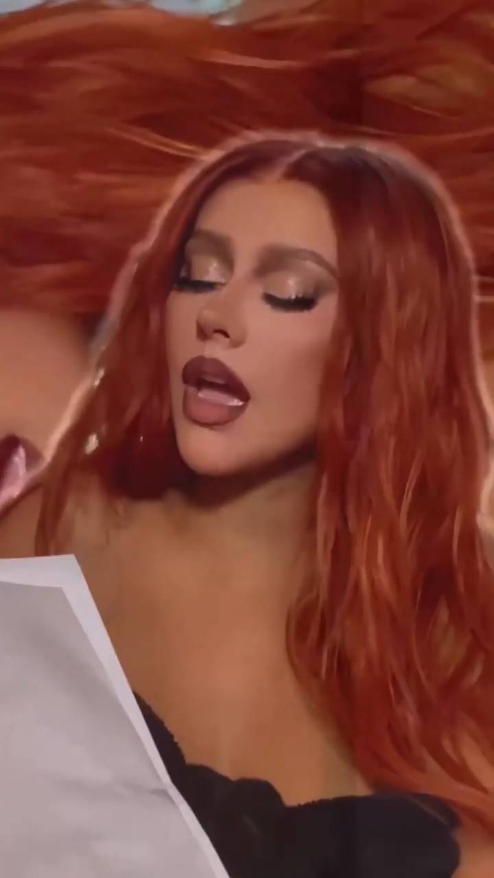 Xtina_Happy_New_Year_-_December_312C_202122.jpg