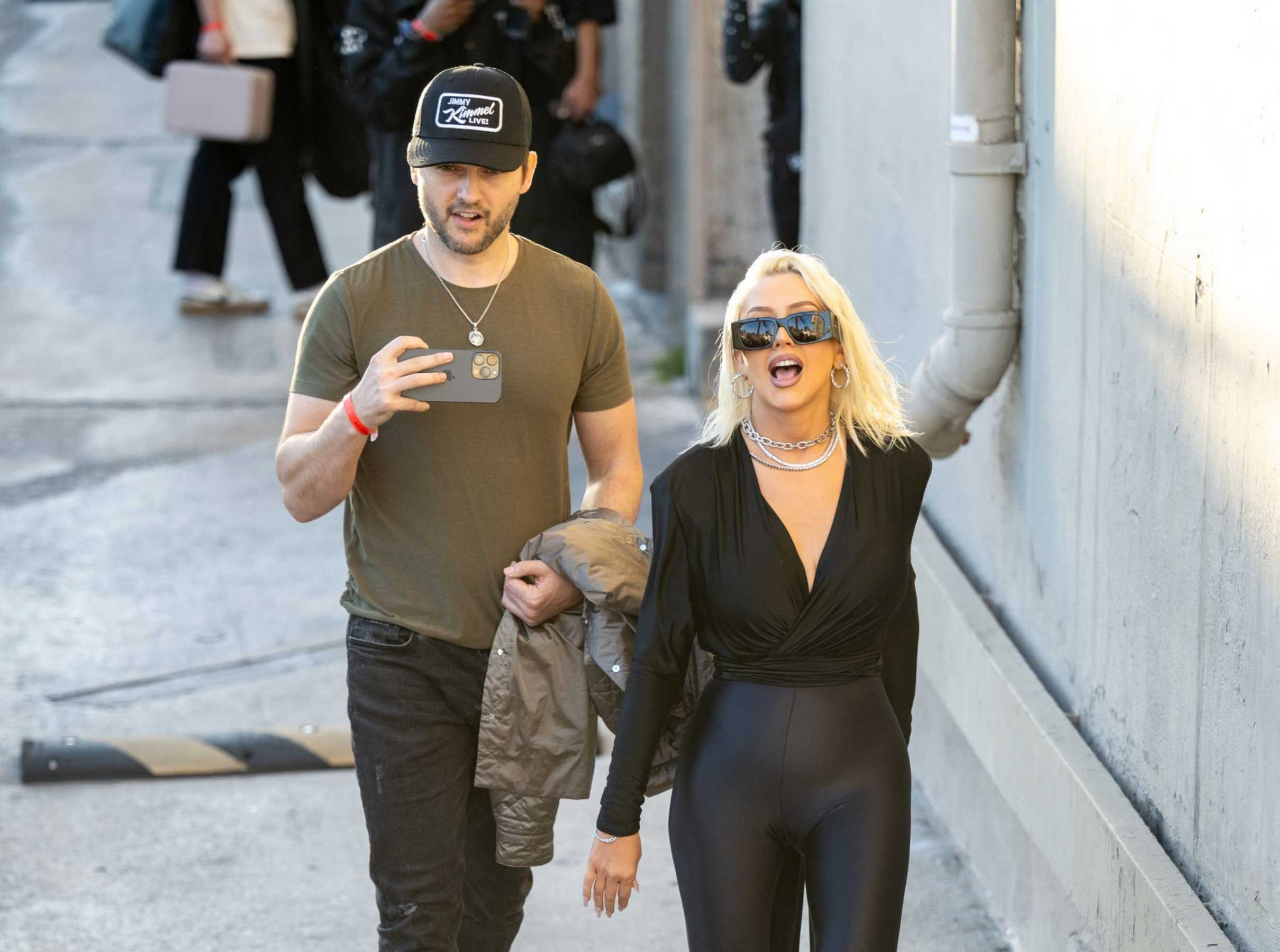 at_Jimmy_Kimmel_Live_on_October_16_284929.jpg
