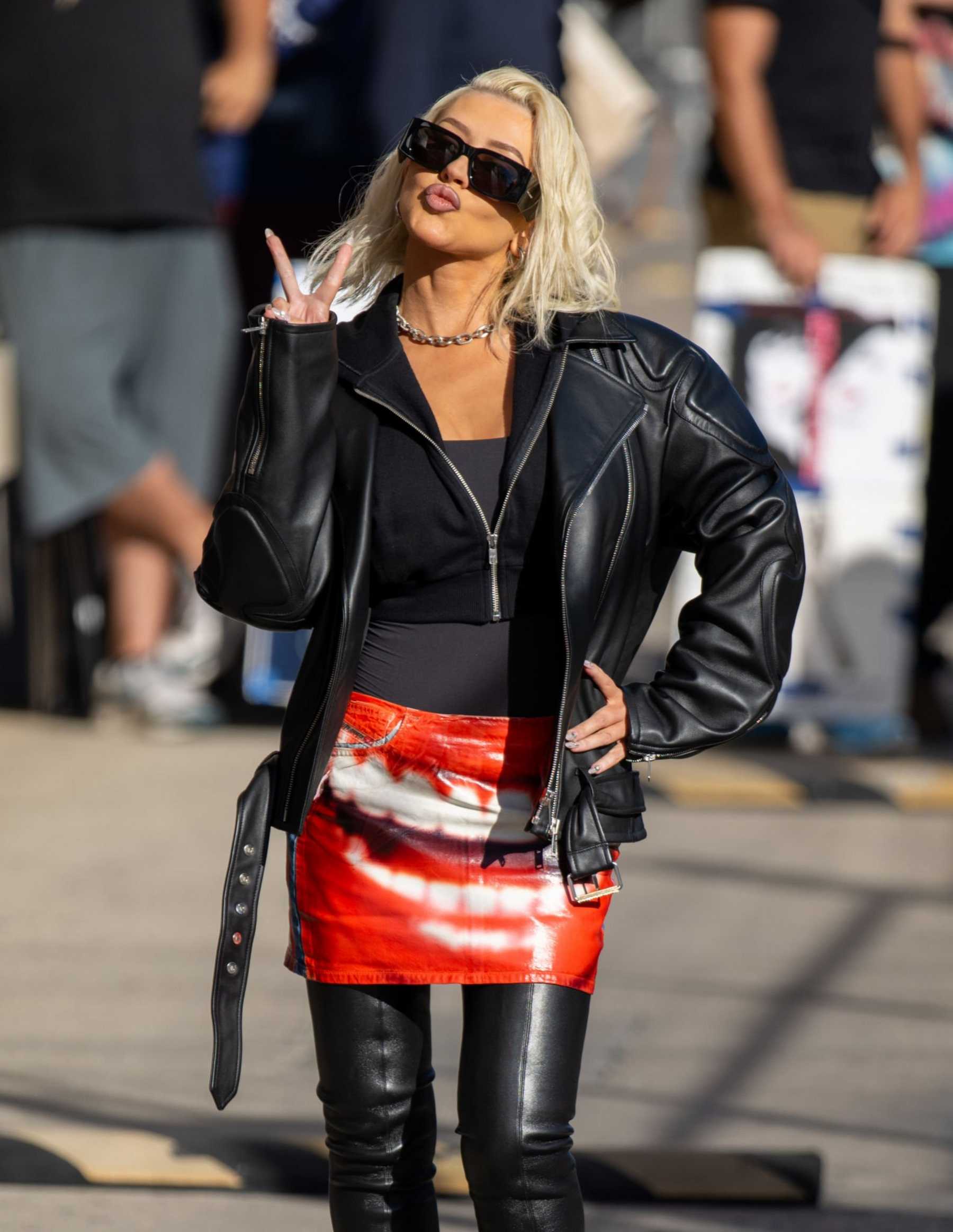 at_Jimmy_Kimmel_Live_on_October_16_285829.jpg
