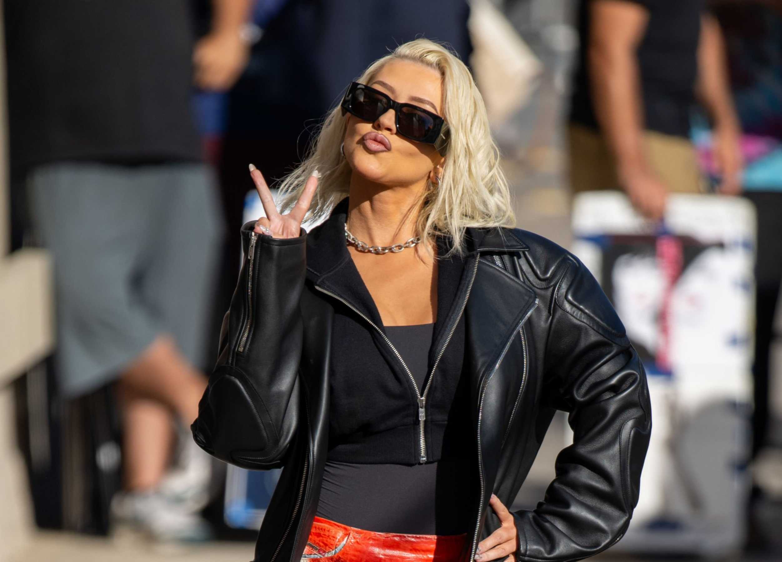 at_Jimmy_Kimmel_Live_on_October_16_28929.jpg