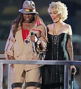 2004_MTV_Video_Music_Awards_Show_281229.jpg