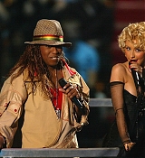 2004_MTV_Video_Music_Awards_Show_284329.jpg