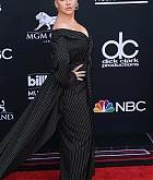 2018_Billboard_Music_Awards_-_May_20-08.jpg