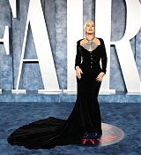 2023_Vanity_Fair_Oscar_Party_Hosted_By_Radhika_Jones_-_Arrivals34.jpg