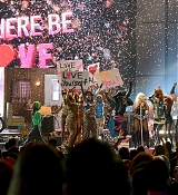 40th_American_Music_Awards_-_November_18-160.jpg