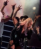 5B11621286355D_Christina_Aguilera_in_concert.jpg