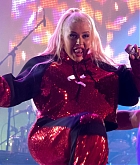 5B11621292965D_Christina_Aguilera_in_concert.jpg
