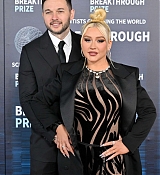 9th_Annual_Breakthrough_Prize_Ceremony_2810429.jpg