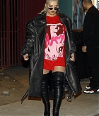 At_In-N-Out_Burger_in_Los_Angeles_-_January_28-02.jpg