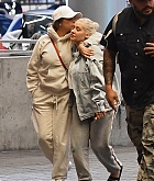 At_LAX_Airport_-_April_26-01.jpg