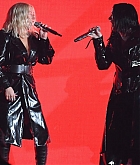 Billboard_Music_Awards2C_Las_Vegas_5BPerformance5D_-_May_2000004.jpg