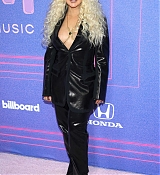Billboard_Women_in_Music_2022__-_Arriving25.jpg