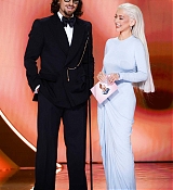 Christina-Aguilera-and-Maluma-presenting-at-The-66th-Annual-Grammy-Awards.jpg