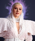 Christina_Aguilera_-_2019_American_Music_Awards_at_Microsoft_Theater_on_November_242C_2019-54.jpg