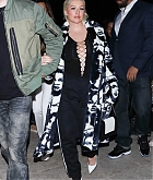 Christina_Aguilera_-_At_DJ_Khaled_Birthday_Celebration_in_Beverly_Hills_on_December_2-01.jpg